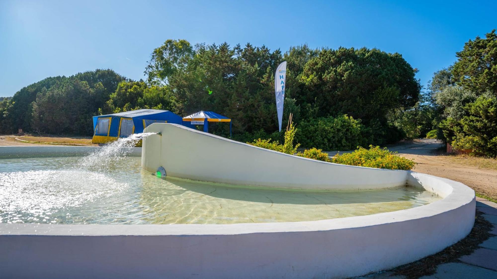 Happy Camp Mobile Homes In Camping Village Baia Paradiso Badesi Buitenkant foto